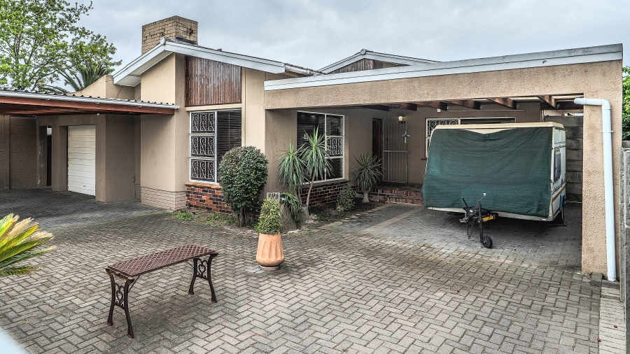 3 Bedroom Property for Sale in Protea Heights Western Cape